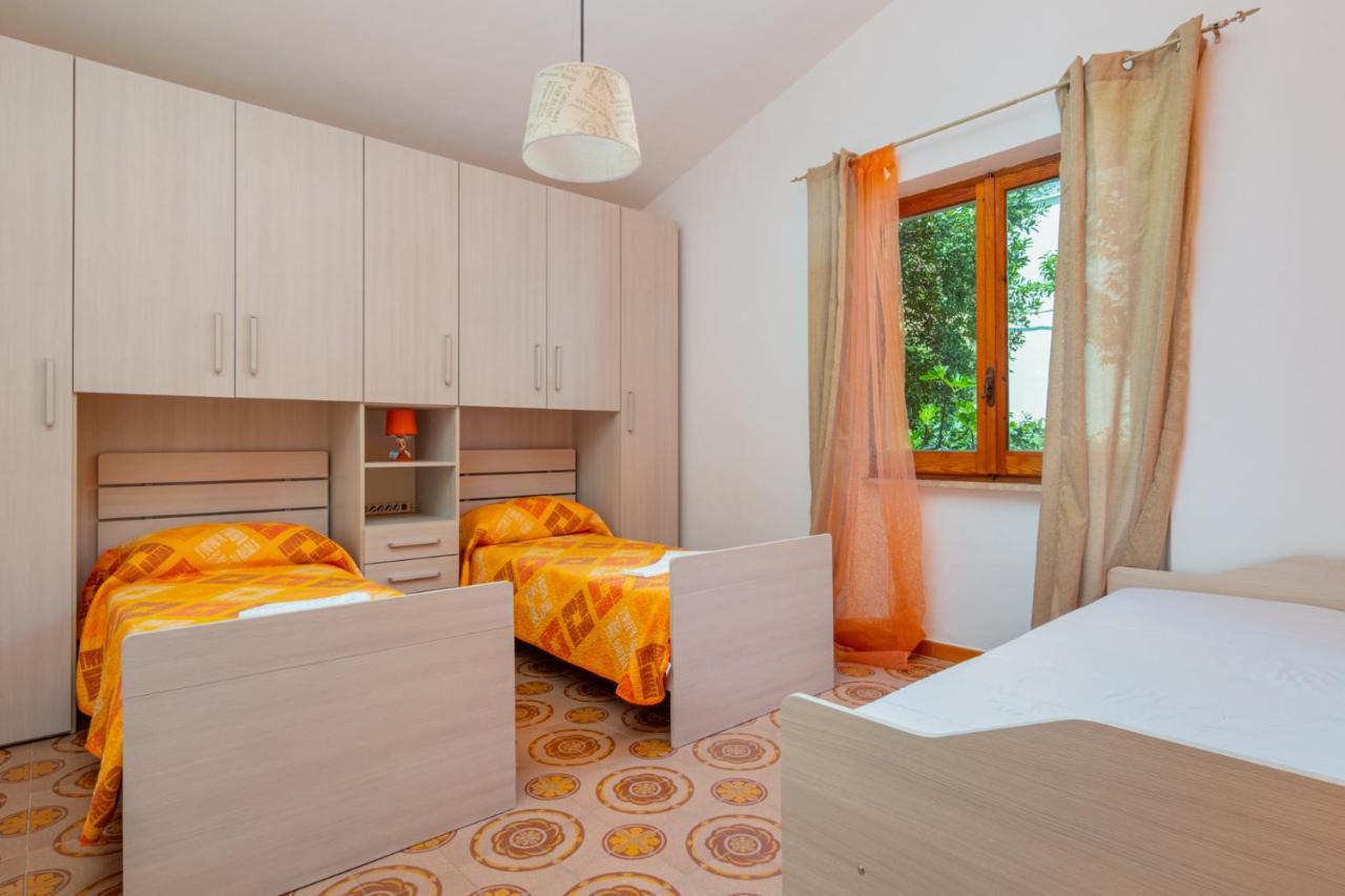 Ferienwohnung Il Marinaio E Il Nostromo Cala Gonone Exterior foto
