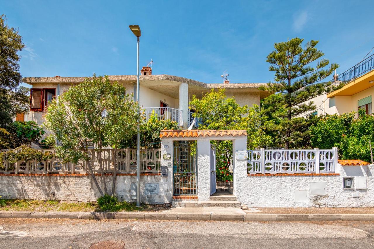 Ferienwohnung Il Marinaio E Il Nostromo Cala Gonone Exterior foto