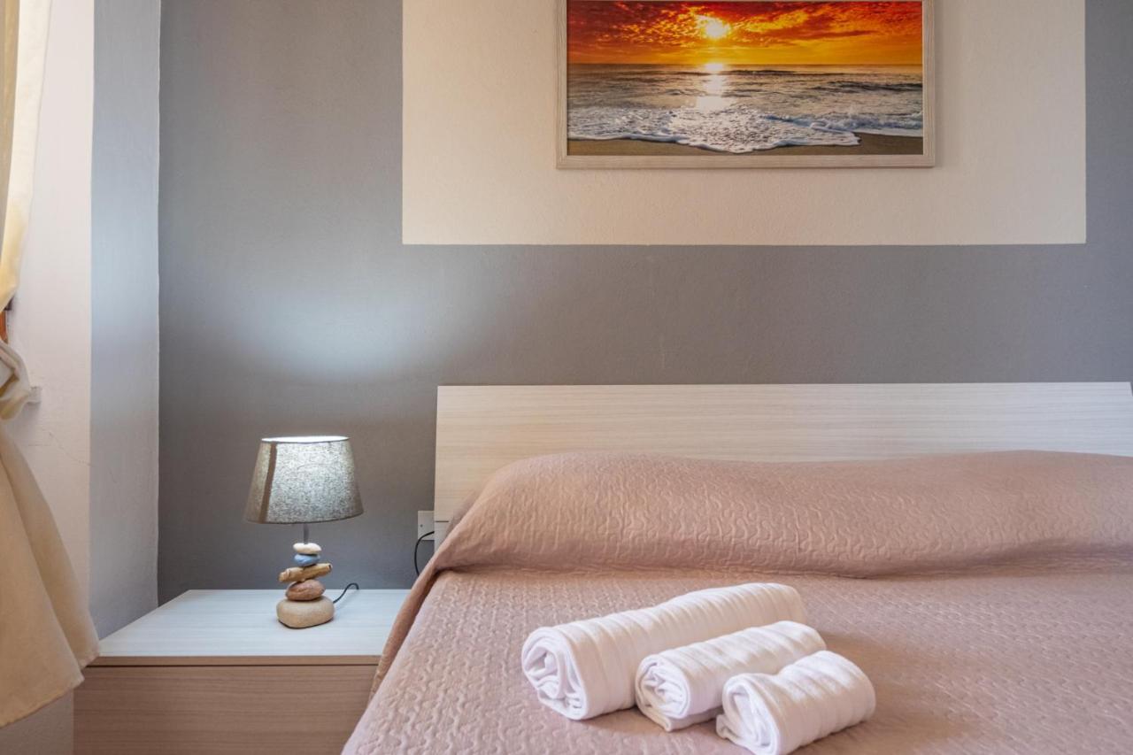 Ferienwohnung Il Marinaio E Il Nostromo Cala Gonone Exterior foto